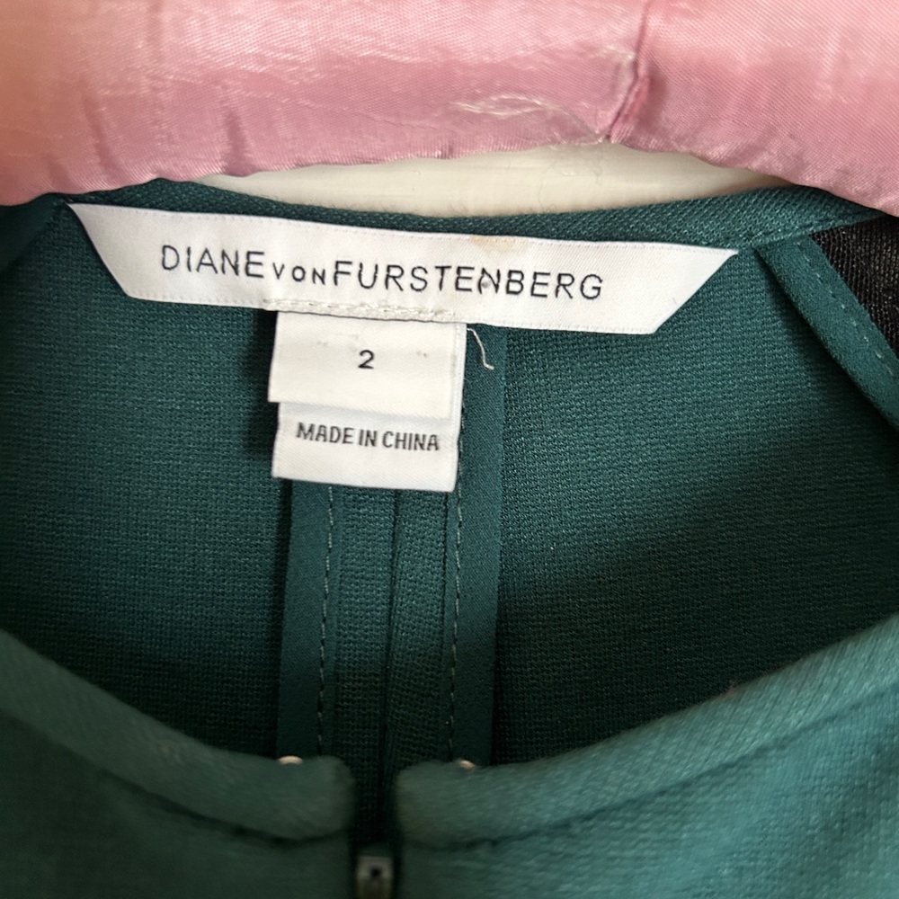 DVF Sassy Classy Hidden Zip Front Jersey Hunter Green
